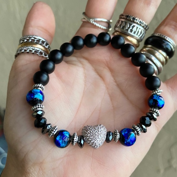 White gold plated cz heart onyx & austrian glass - Picture 4 of 13